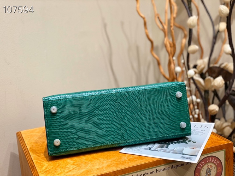 에르메스 켈리백28 그린 은장 리자드 가죽